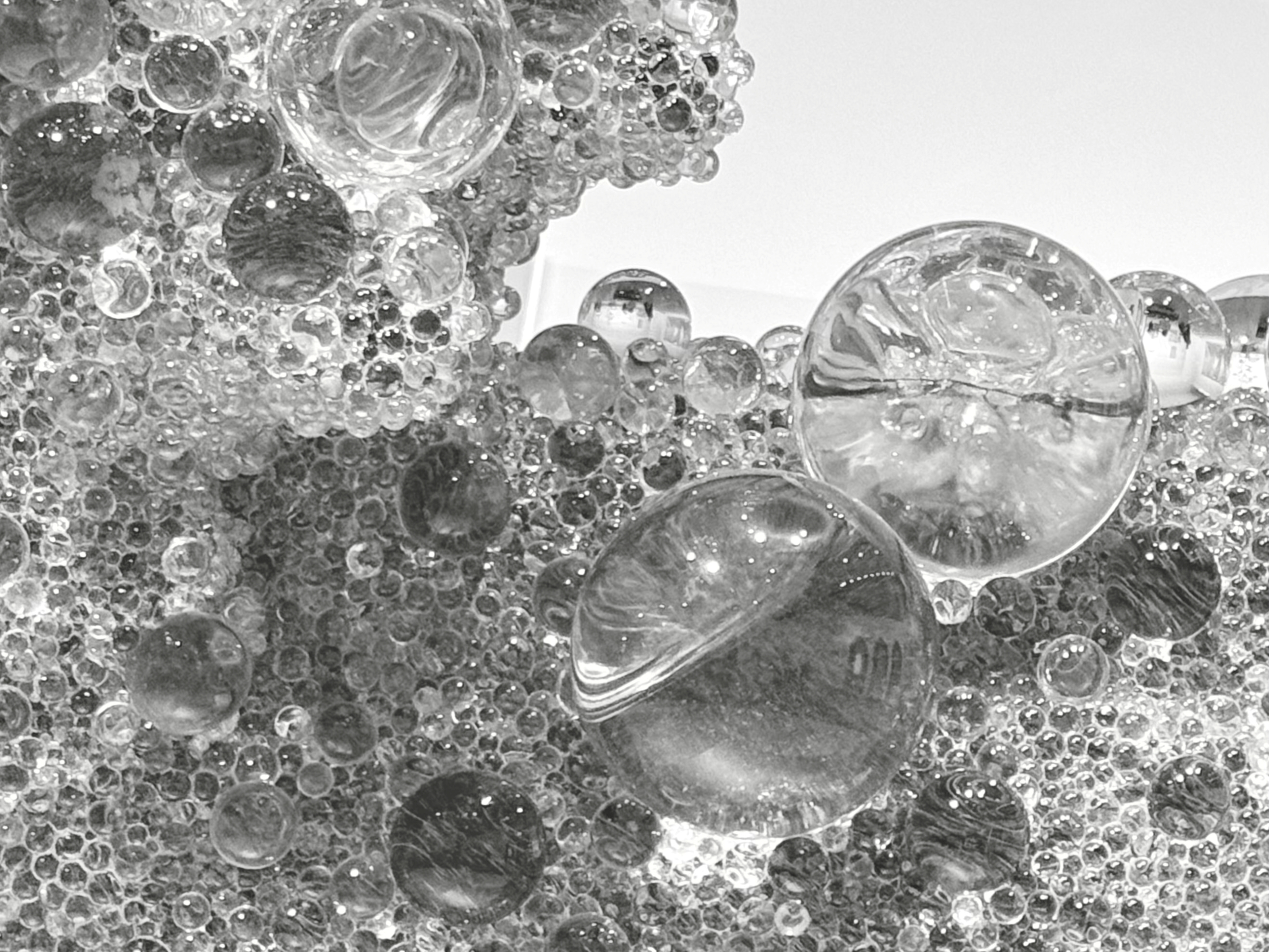 Glass bubbles